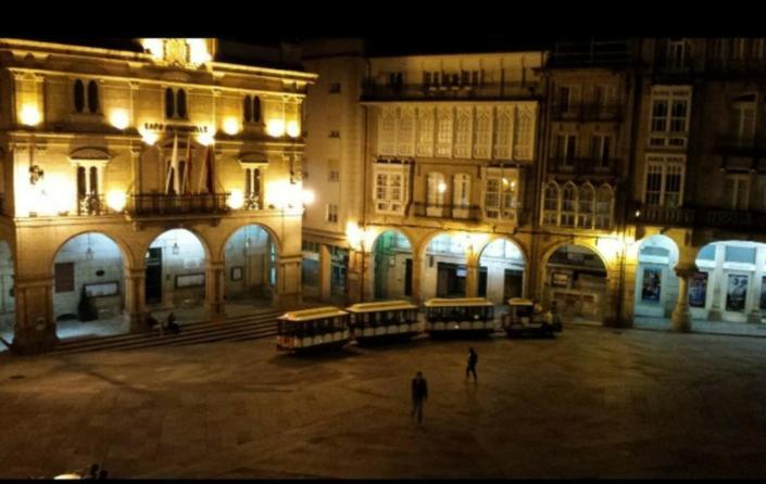 Loft Plaza Mayor Ourense Exterior photo